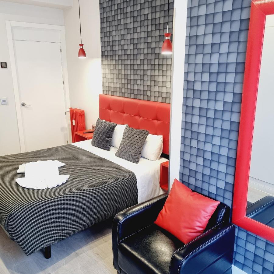 Hostal Lauria Madrid Eksteriør bilde