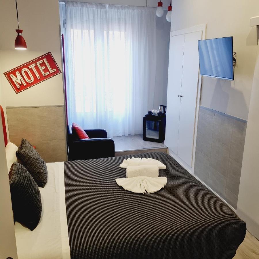 Hostal Lauria Madrid Eksteriør bilde
