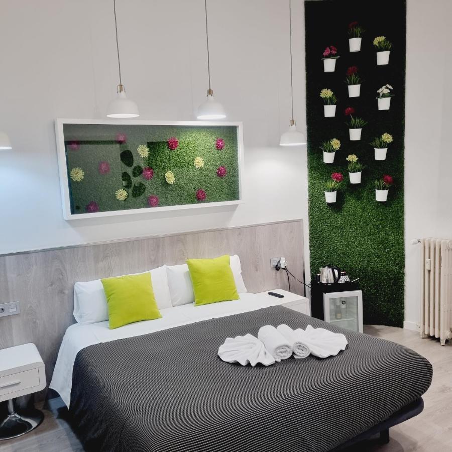 Hostal Lauria Madrid Eksteriør bilde