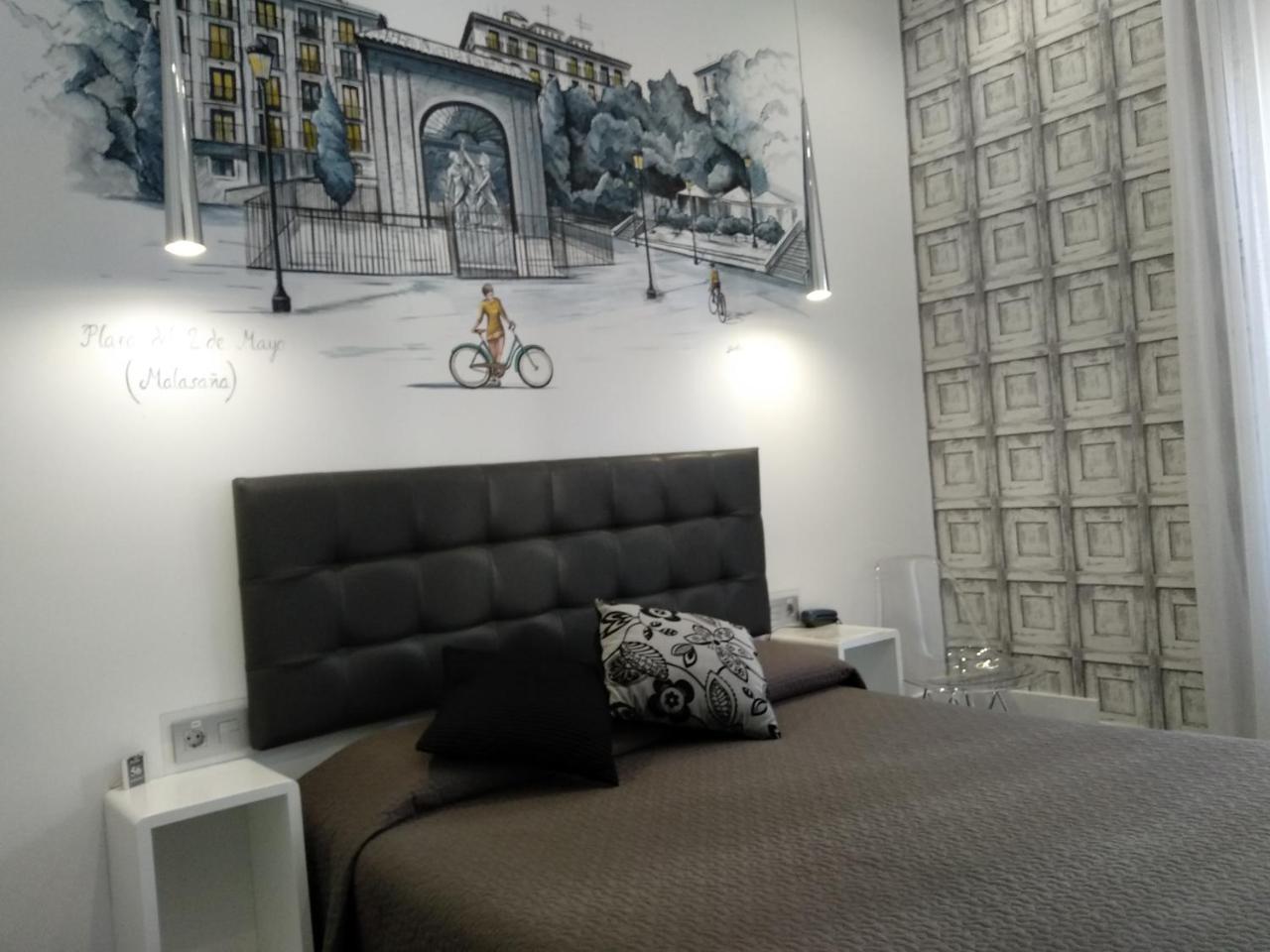 Hostal Lauria Madrid Eksteriør bilde